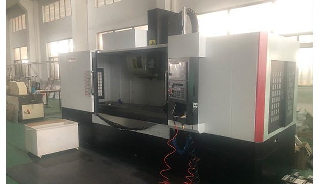 鋁型材精密加工利器--科鼎數(shù)控V18立式加工中心 鋁型材精密加工利器--科鼎數(shù)控V18立式加工中心