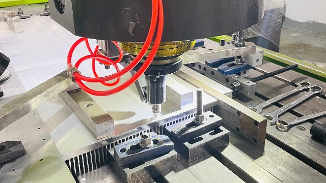 攪拌摩擦焊過程，是這么操作的嗎？-科鼎鑫數(shù)控